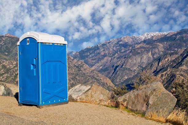 Best Portable bathroom rental  in Northwoods, MO